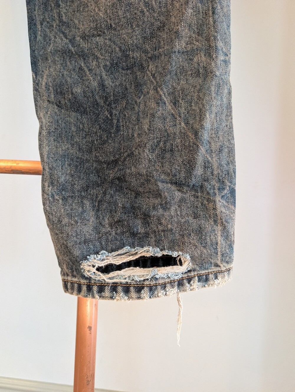 'Diesel' Distressed Jeans Larkee-Beex SP (Regular-Tapered) Waist 33 / Length 32 - Picture 14 of 16